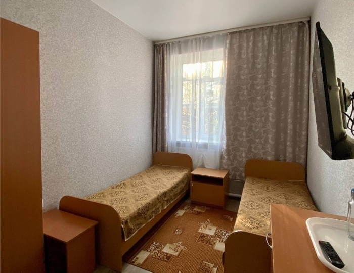 Эконом МЕСТО В НОМЕРЕ 2-местный  4 категория - Санаторий «Химик» Яровое